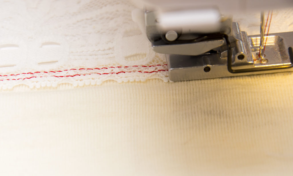 sewing-lace_20161013_2935