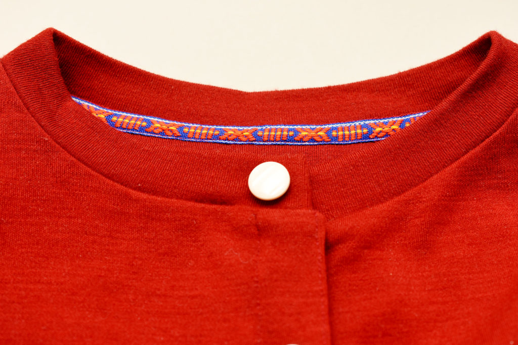 Twill tape neckline tutorial