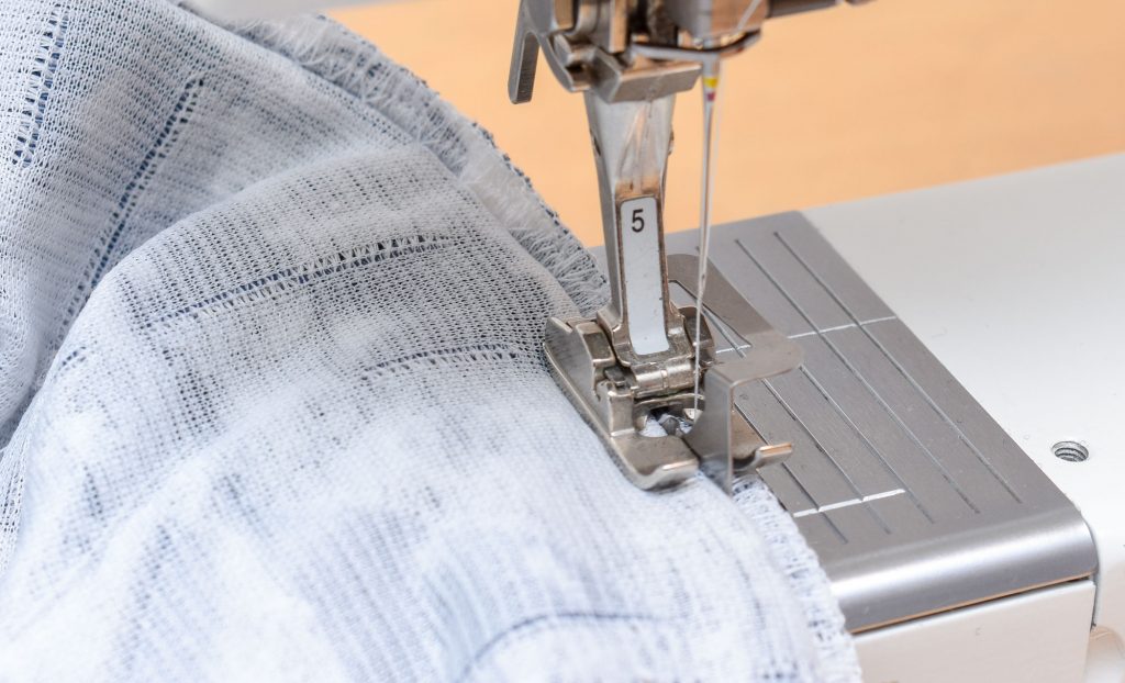 A simple way to add pockets to cardigan. Can be done using a sewing machine